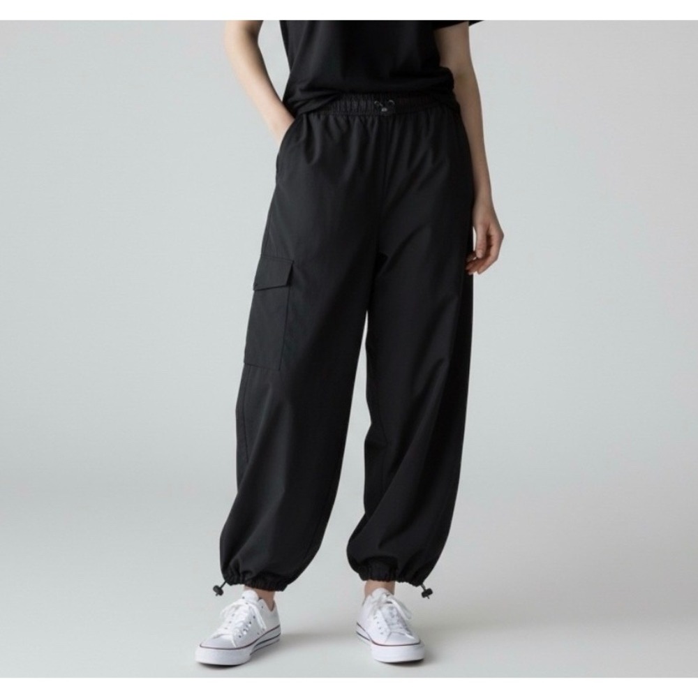 Spanx Black Casual Fridays Cargo Jogger Pants 2X Tall Adjustable Bungee